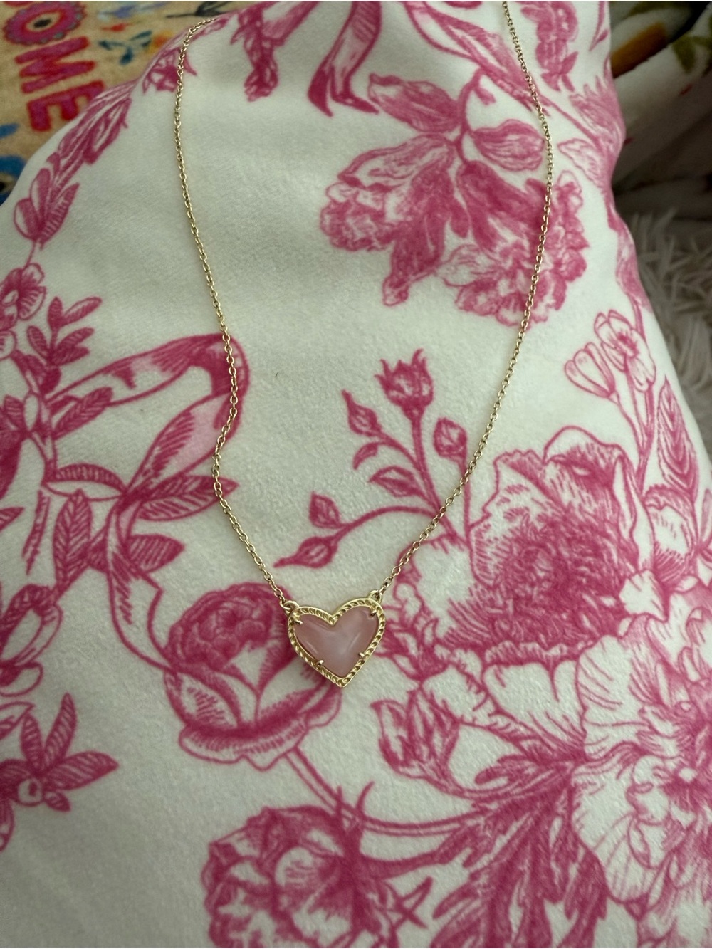 Kendra Scott Gold Heart Necklace with Pink Stone